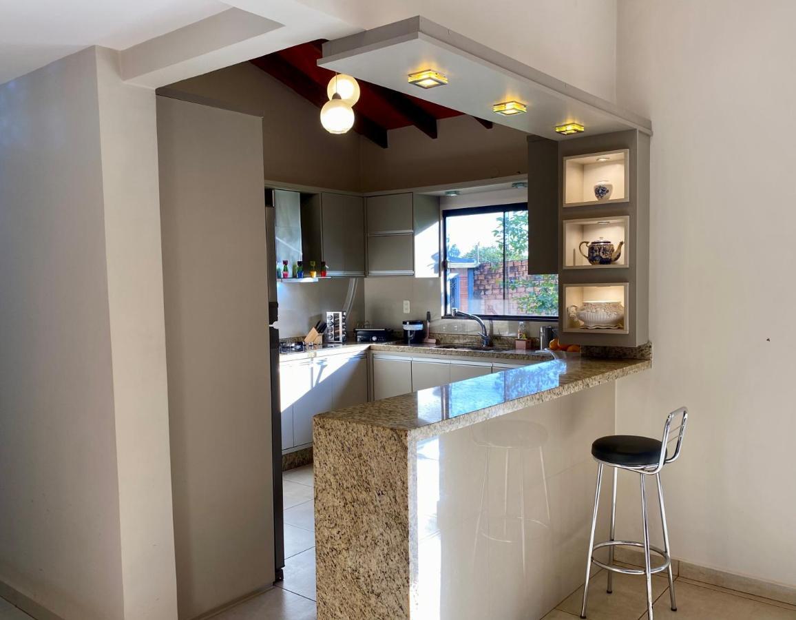 Moderna Y Unica Casa Independiente Con Jardin Y Estacionamiento Ciudad del Este Kültér fotó